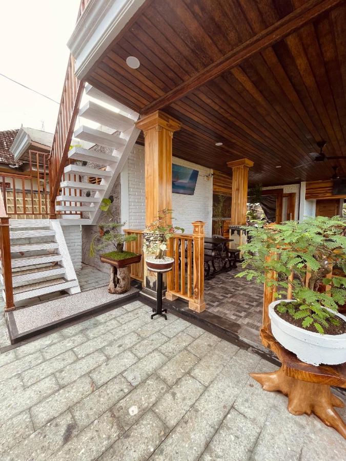 Surfers Villa Medewi Jembrana  ภายนอก รูปภาพ