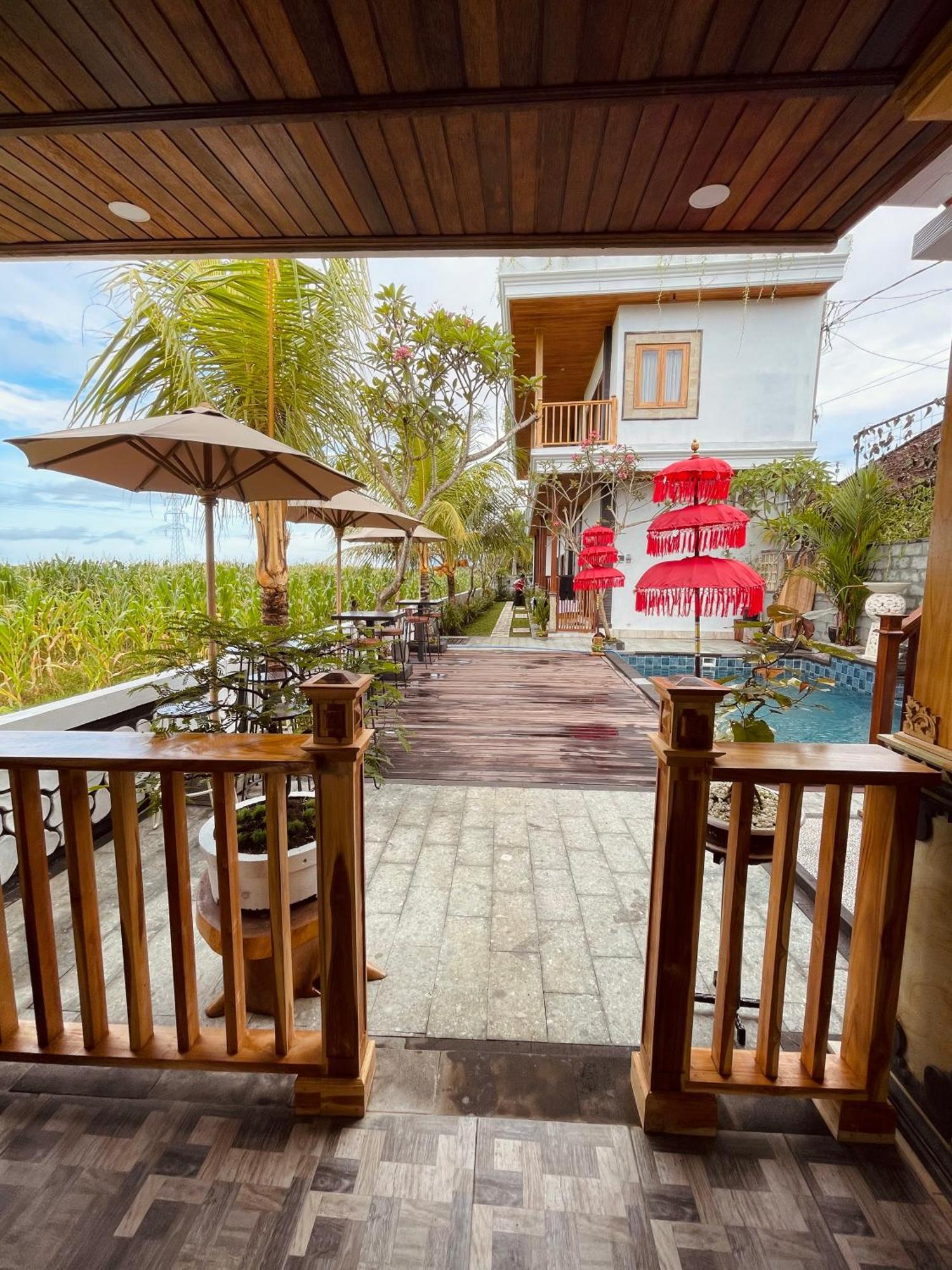 Surfers Villa Medewi Jembrana  ภายนอก รูปภาพ
