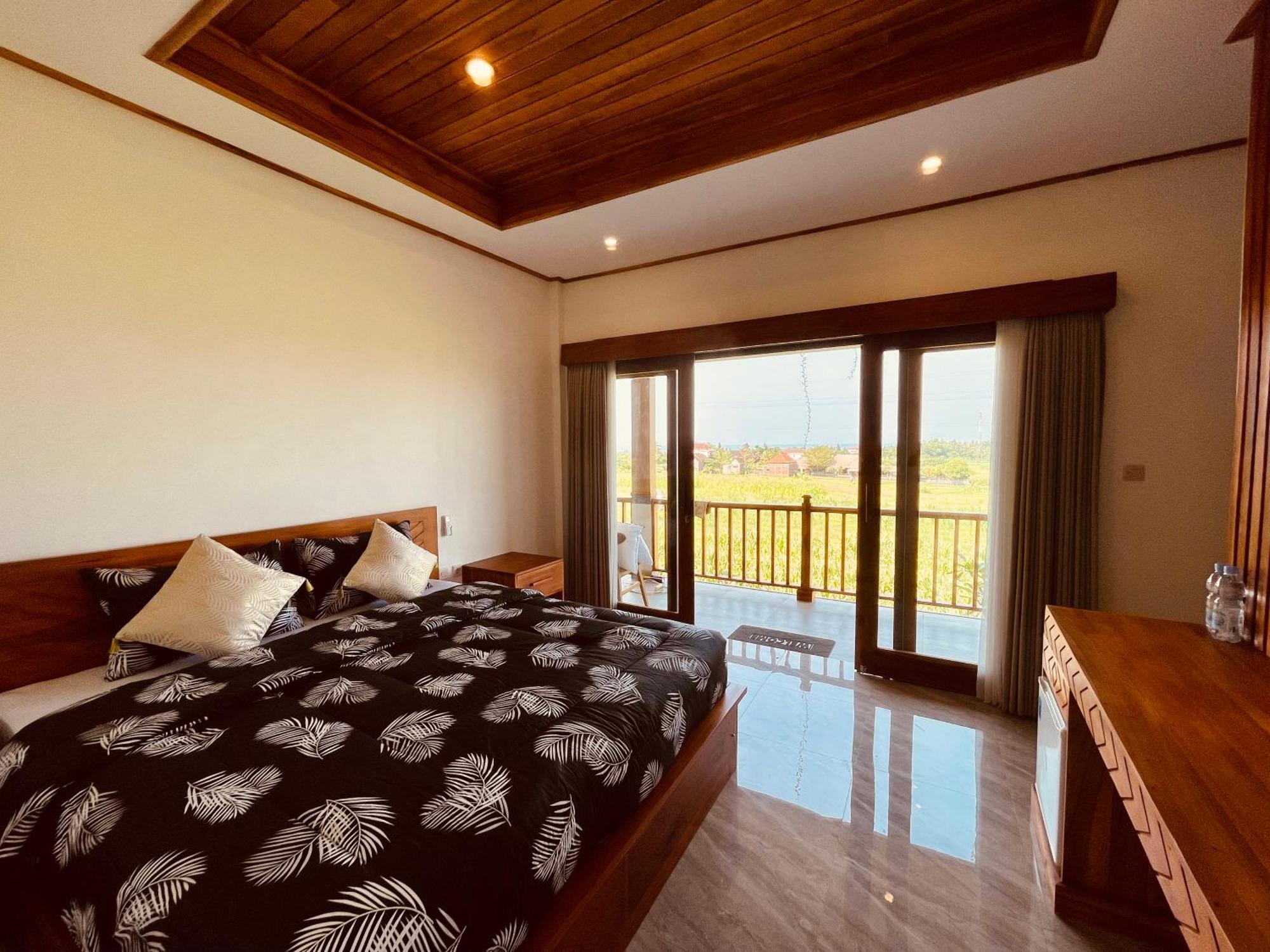 Surfers Villa Medewi Jembrana  ภายนอก รูปภาพ