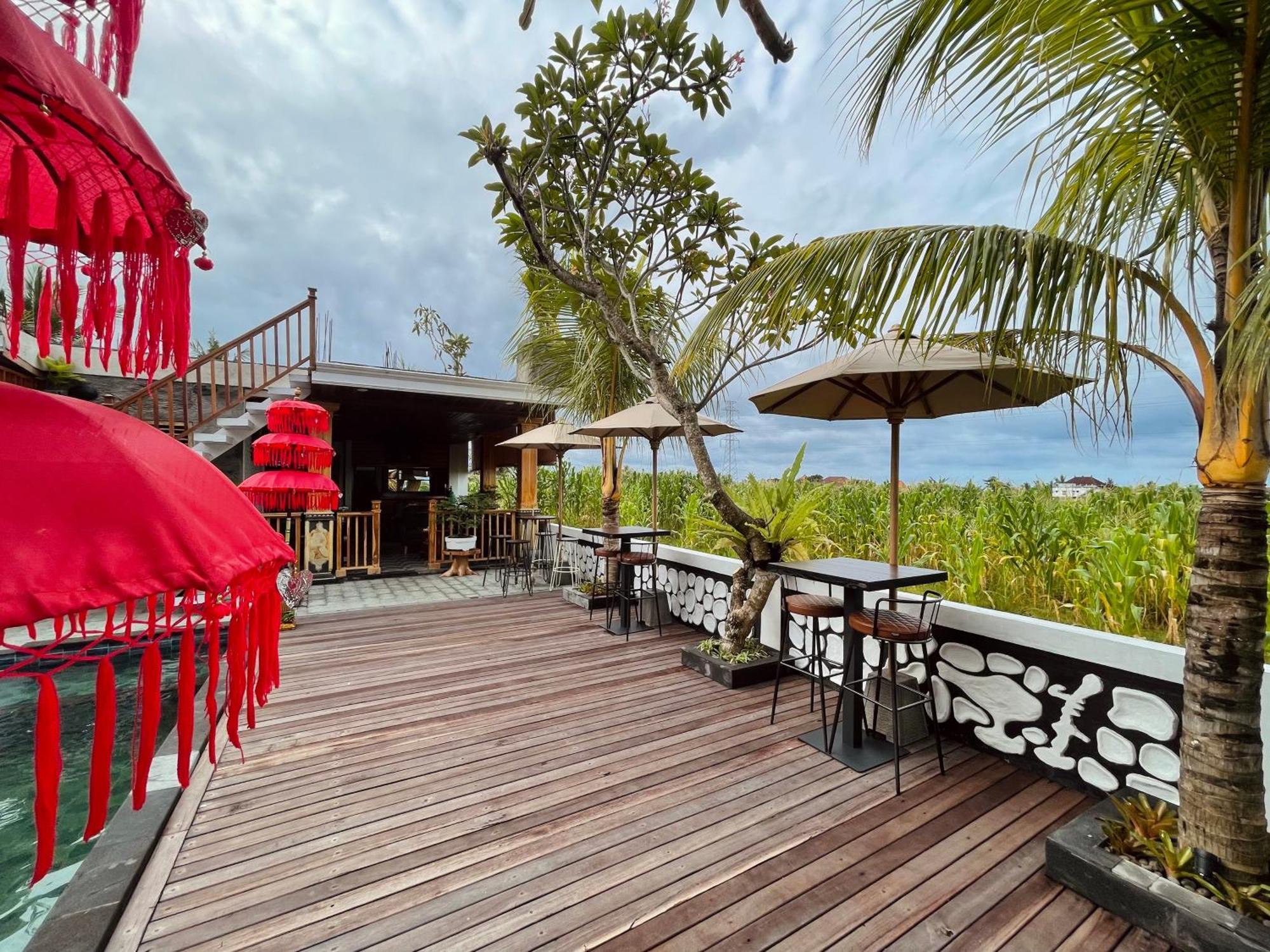 Surfers Villa Medewi Jembrana  ภายนอก รูปภาพ